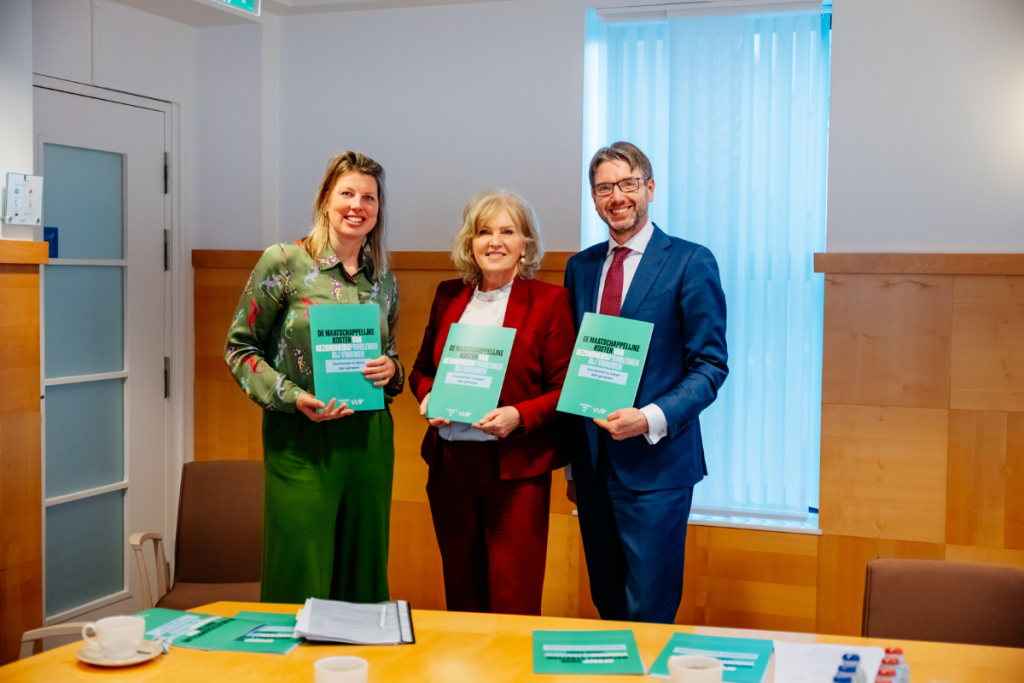 onderzoekers Judith Bosmans en Amrah Schotanus van de VU Amsterdam